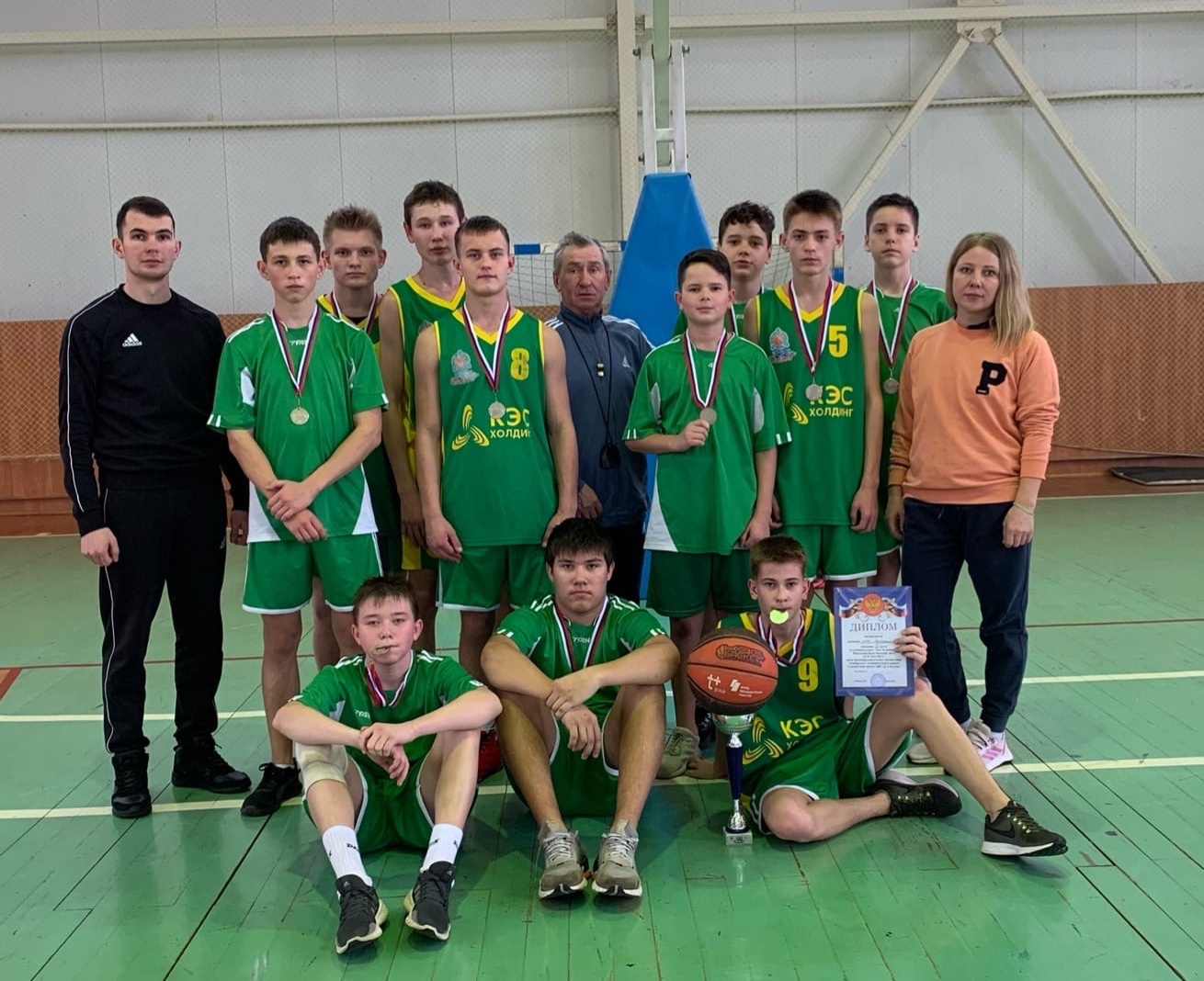 Завершились районные соревнования по баскетболу «КЭС-БАСКЕТ».